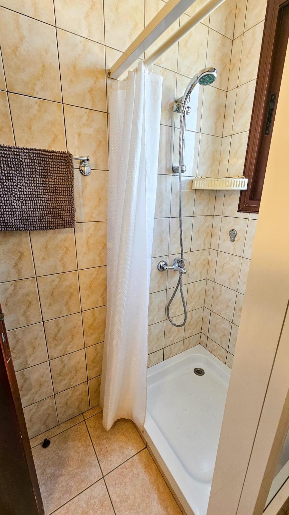 Sunlit Cozy Apartment Larnaca